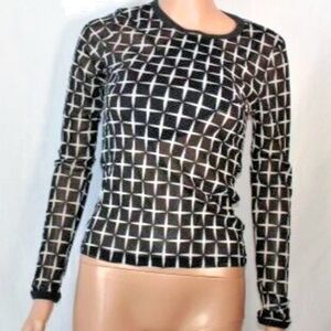 NEWSPORT NEWS BLACK & WHITE TOP WITH BLACK TANK UNDERNEATH Total of 2 shirts